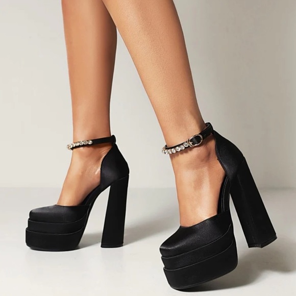 Black Ankle Strap Embellished Double Platform High Heels - Picture 1 of 10